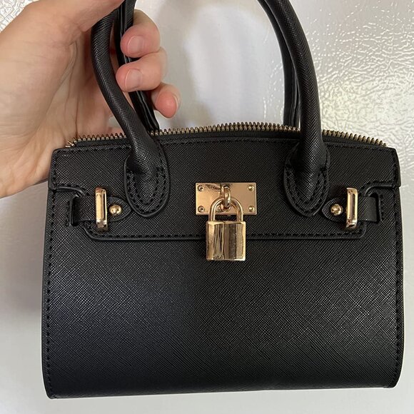 Neiman Marcus Black Lock Elegant Evening Bag - Picture 2 of 5